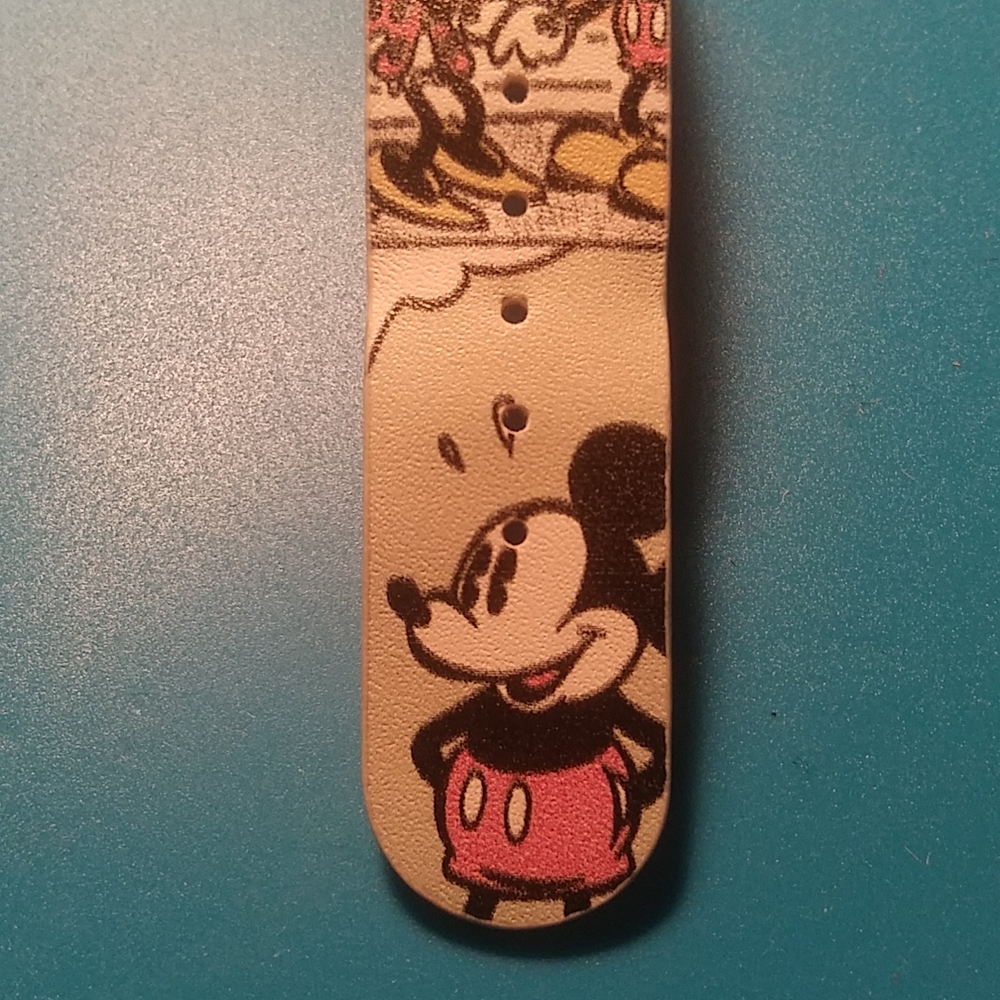 Mickey Mouse Cartoon Watch - Picture 7 of 11